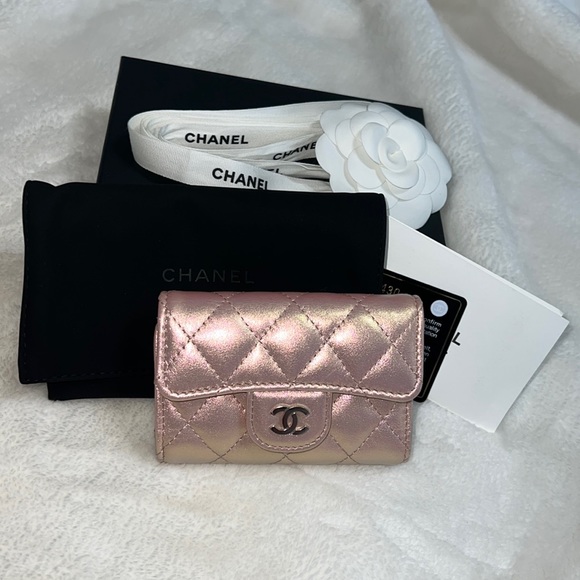 CHANEL Handbags - SOLD. 🌸 Chanel Iridescent Pink Key Holder 21K 🌸